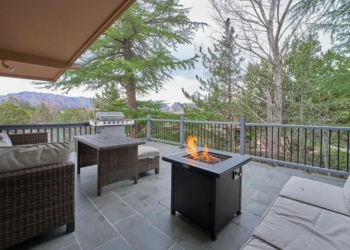 Oasis 10 Guests Hottub Views Trail Firepit Holiday home