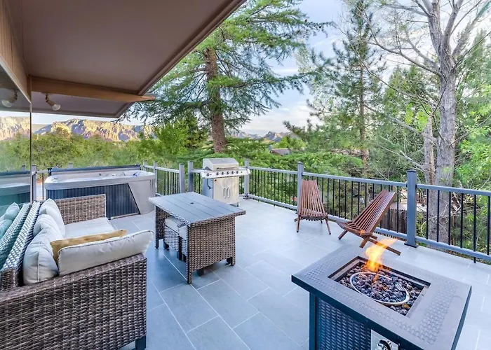 Holiday home Oasis 10 Guests Hottub Views Trail Firepit *