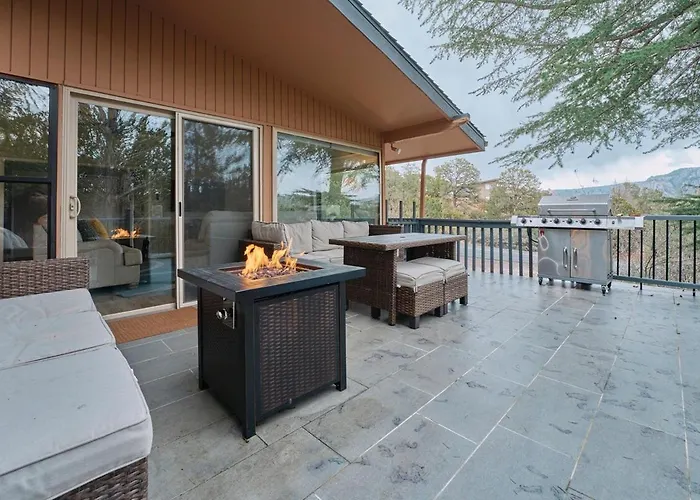 Oasis 10 Guests Hottub Views Trail Firepit
